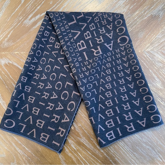 Authentic Bvlgari Scarf - Picture 6 of 9